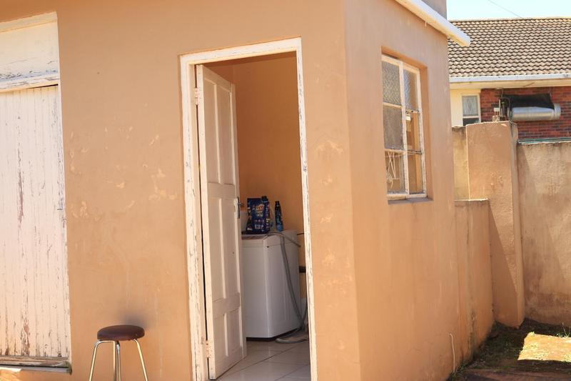 To Let 2 Bedroom Property for Rent in Oatlands Eastern Cape